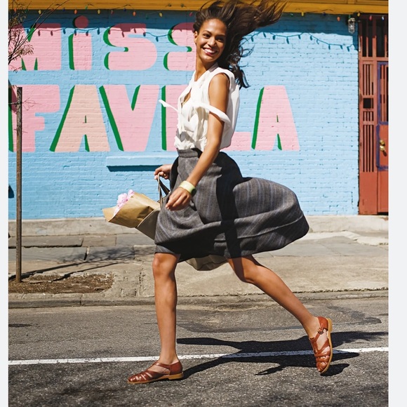 Deltan
Abbey Leather Fisherman Flats - Picture 6 of 16